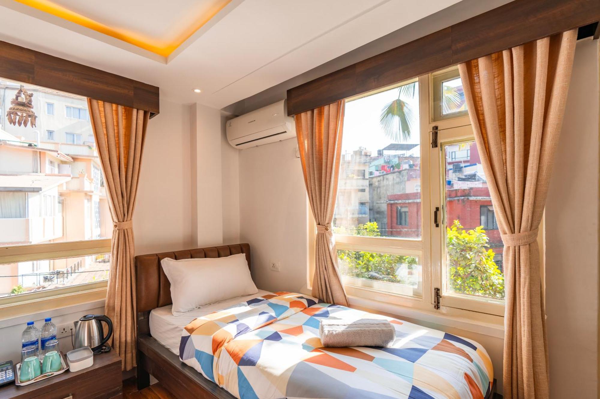 Flock Kathmandu Hostel Ngoại thất bức ảnh